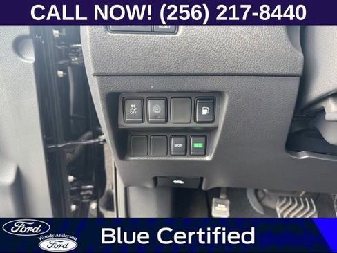 Used 2020 Nissan Rogue S FWD image 19