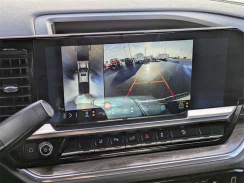 Used 2024 Chevrolet Silverado 2500 LTZ w/ LTZ Plus Package image 14