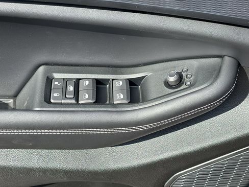 New 2026 Jeep Grand Cherokee L Laredo AWD/4WD image 26