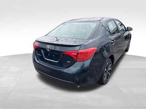 Used 2017 Toyota Corolla SE w/ Carpet Mat Package (TMS) image 5