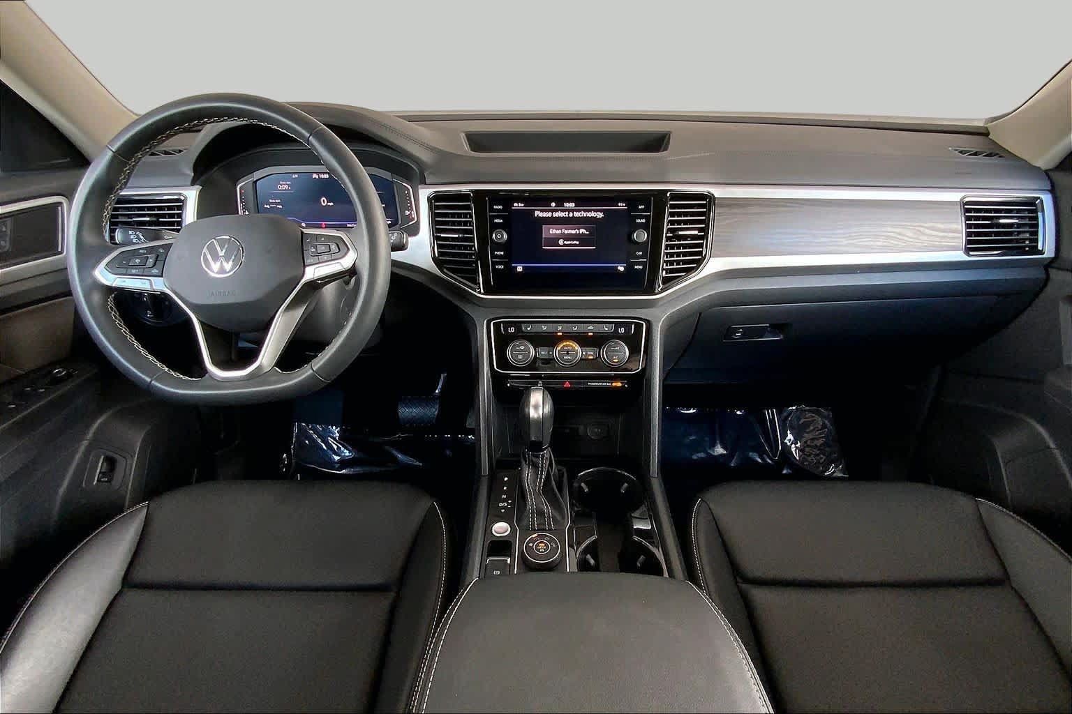 Used 2023 Volkswagen Atlas SE w/ Black Wheel Package AWD/4WD image 16