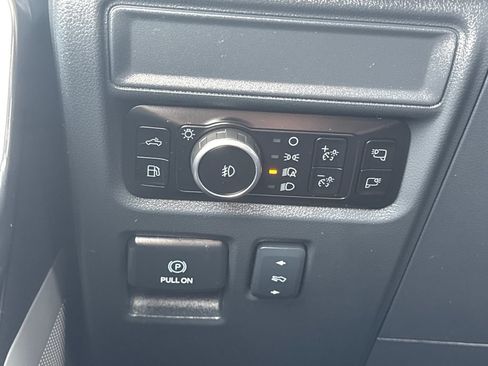 Used 2025 Ford F150 Platinum w/ Equipment Group 702A High image 45