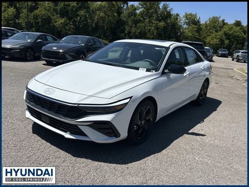 New 2027 Hyundai Santa Fe Calligraphy FWD image 3