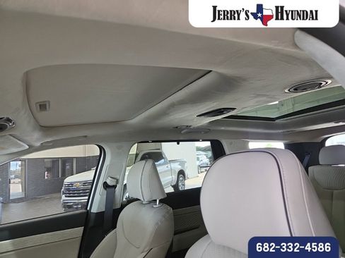Used 2025 Hyundai Palisade Calligraphy image 8