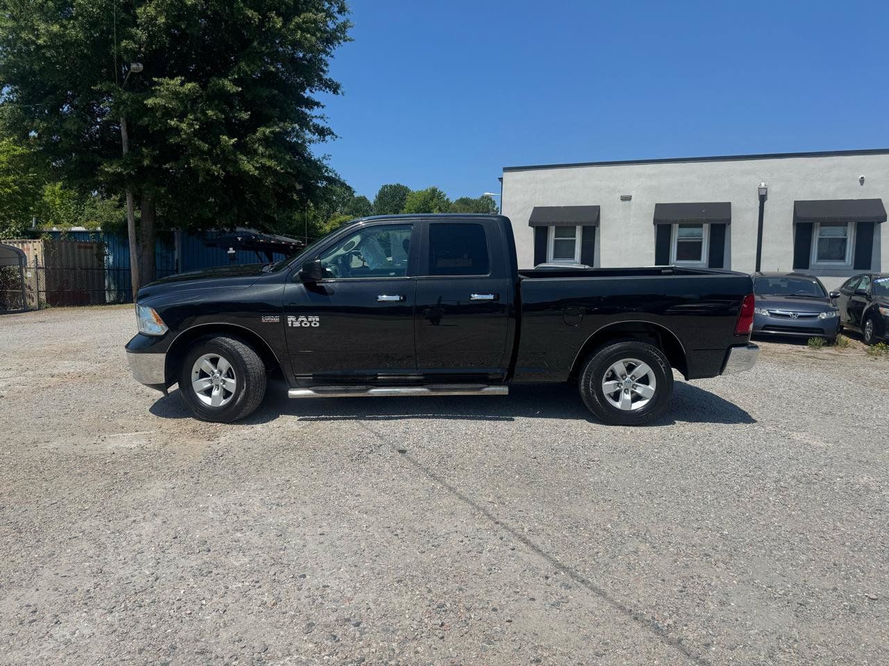 Used 2017 RAM 1500 Classic SLT RWD image 8