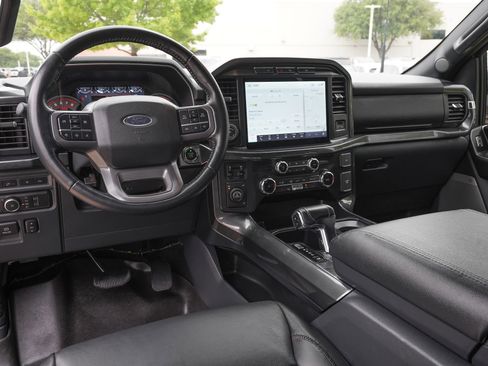 Used 2022 Ford F150 XLT w/ Equipment Group 302A High image 16