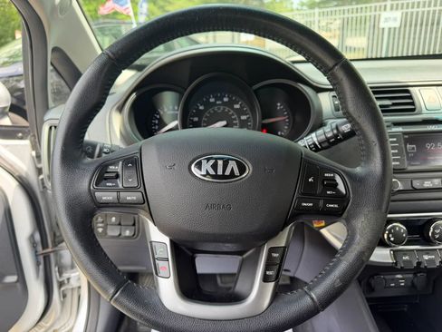 Used 2013 Kia Rio EX w/ Convenience Pkg FWD image 19