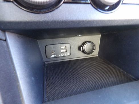 Used 2023 Subaru Impreza 2.0i Limited image 17