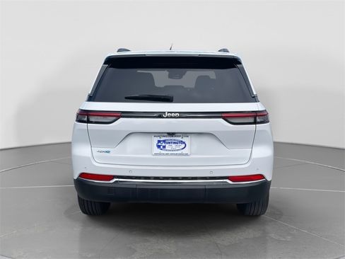 Used 2022 Jeep Grand Cherokee Limited 4xe image 6