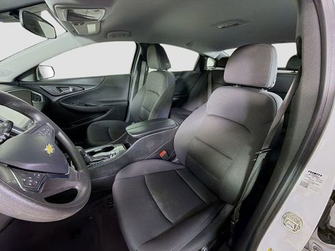 Used 2023 Chevrolet Malibu LT image 13