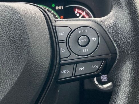 Used 2025 Toyota RAV4 XLE FWD image 16