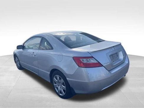 Used 2011 Honda Civic LX image 5