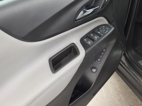 Used 2019 Chevrolet Equinox Premier AWD/4WD image 12