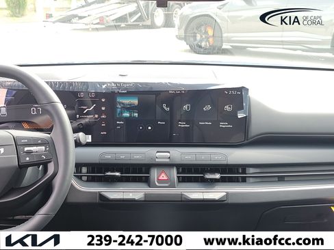 New 2026 Kia K4 EX FWD image 17