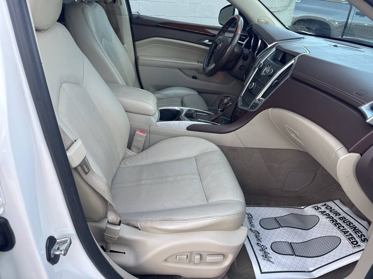 Used 2011 Cadillac SRX Luxury AWD/4WD image 23