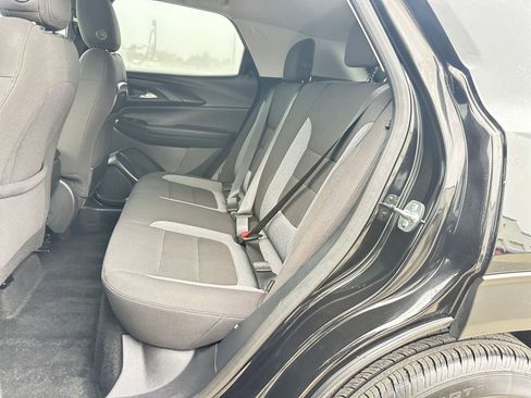 Used 2025 Chevrolet TrailBlazer LT image 37
