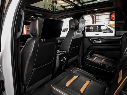 Used 2021 GMC Yukon AT4 w/ AT4 Premium Package AWD/4WD image 40
