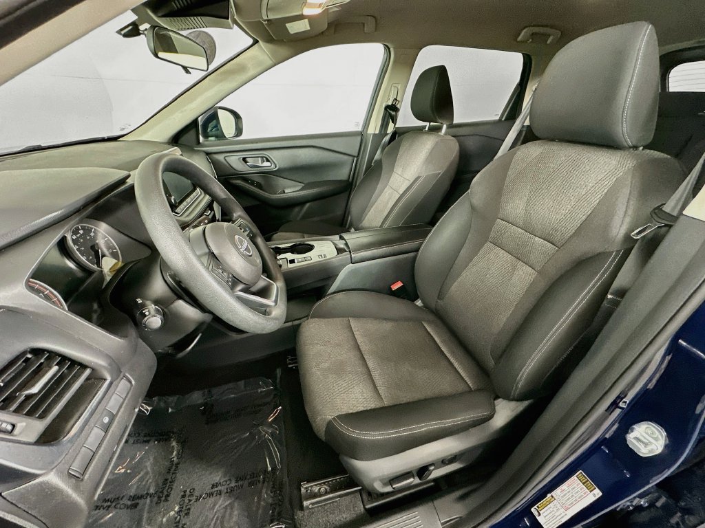 Used 2024 Nissan Rogue SV FWD image 28