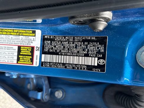 Used 2018 Toyota Camry SE w/ Moonroof Package FWD image 22
