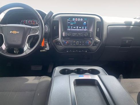 Used 2018 Chevrolet Silverado 1500 LT w/ All Star Edition AWD/4WD image 10