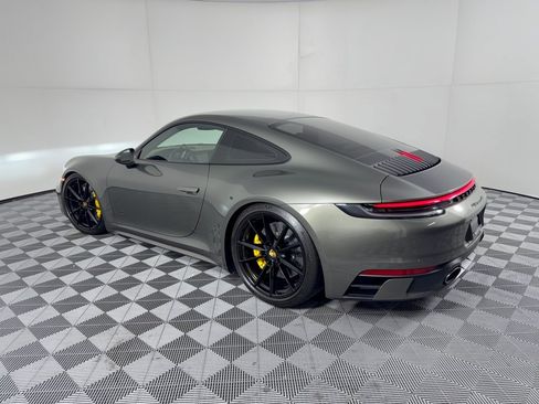 Used 2020 Porsche 911 Carrera 4S w/ Sport Package AWD/4WD image 3