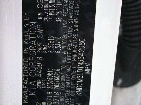 Used 2022 Kia Niro LXS image 9