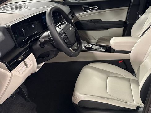 New 2026 Kia Sportage EX AWD/4WD image 16