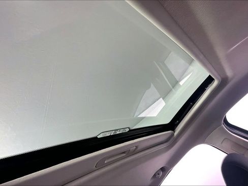 Used 2021 Ford EcoSport SE FWD image 21