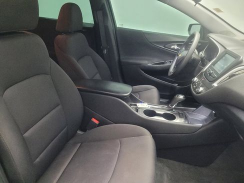 Used 2018 Chevrolet Malibu LS FWD image 21
