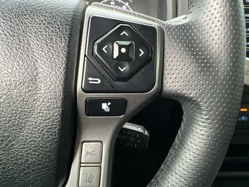 Used 2021 Toyota 4Runner SR5 Premium w/ Moonroof Package AWD/4WD image 26