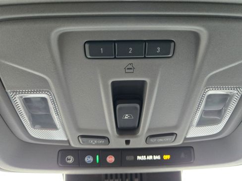 Used 2022 Chevrolet Silverado 1500 LT w/ Safety Package image 34