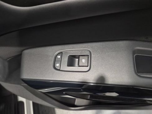 Certified 2025 Nissan Pathfinder S AWD/4WD image 28