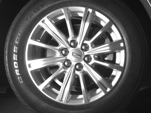 Used 2018 Cadillac XT5 FWD image 9