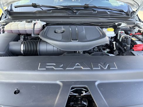 Used 2026 RAM 1500 Warlock AWD/4WD image 34