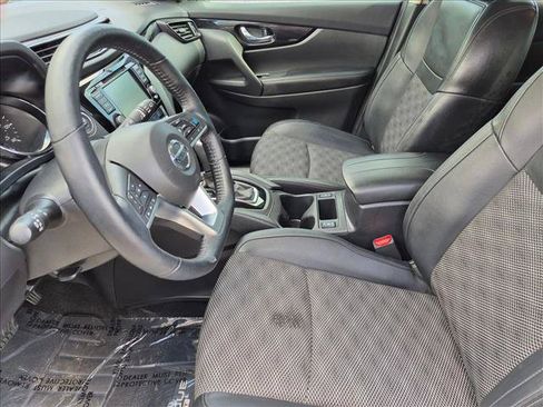 Used 2022 Nissan Rogue Sport SV w/ Technology Package AWD/4WD image 15