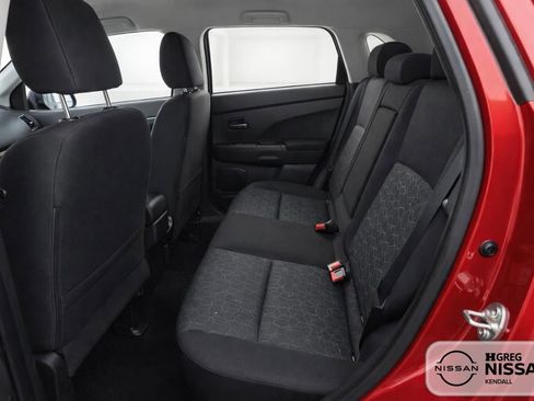 Used 2021 Mitsubishi Outlander Sport LE image 9