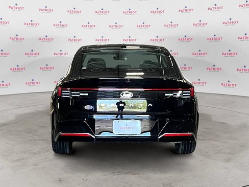 Certified 2025 Hyundai Sonata SEL FWD image 4