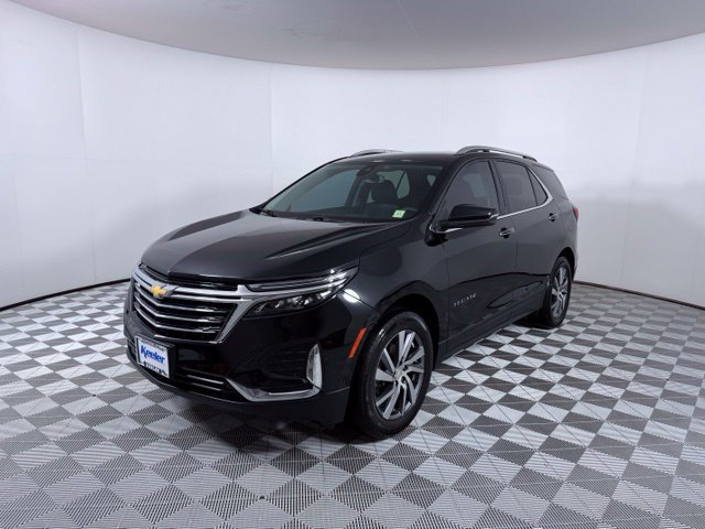 Used 2023 Chevrolet Equinox Premier AWD/4WD image 3