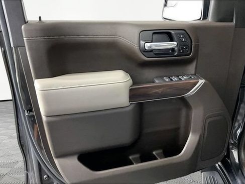 Used 2021 GMC Sierra 1500 SLT w/ X31 Off-Road Package AWD/4WD image 20
