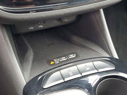 Used 2024 Buick Envista Avenir image 23