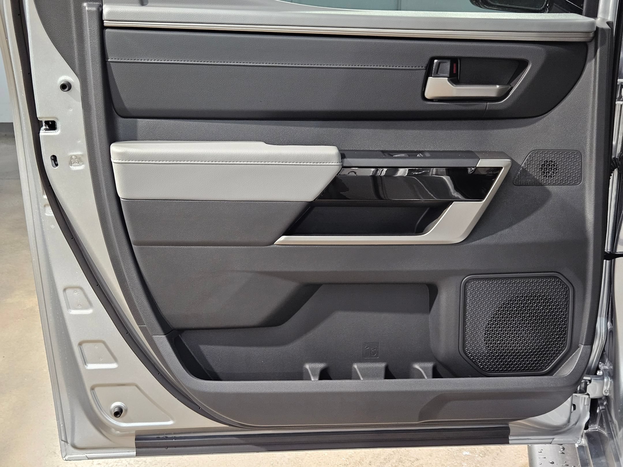 New 2026 Toyota Tundra Limited w/ Power Package RWD image 19
