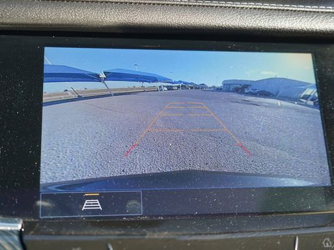 Used 2024 Cadillac XT6 Premium Luxury image 34