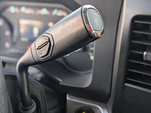 Used 2024 Ford F250 XLT image 11