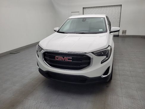 Used 2020 GMC Terrain SLE image 15