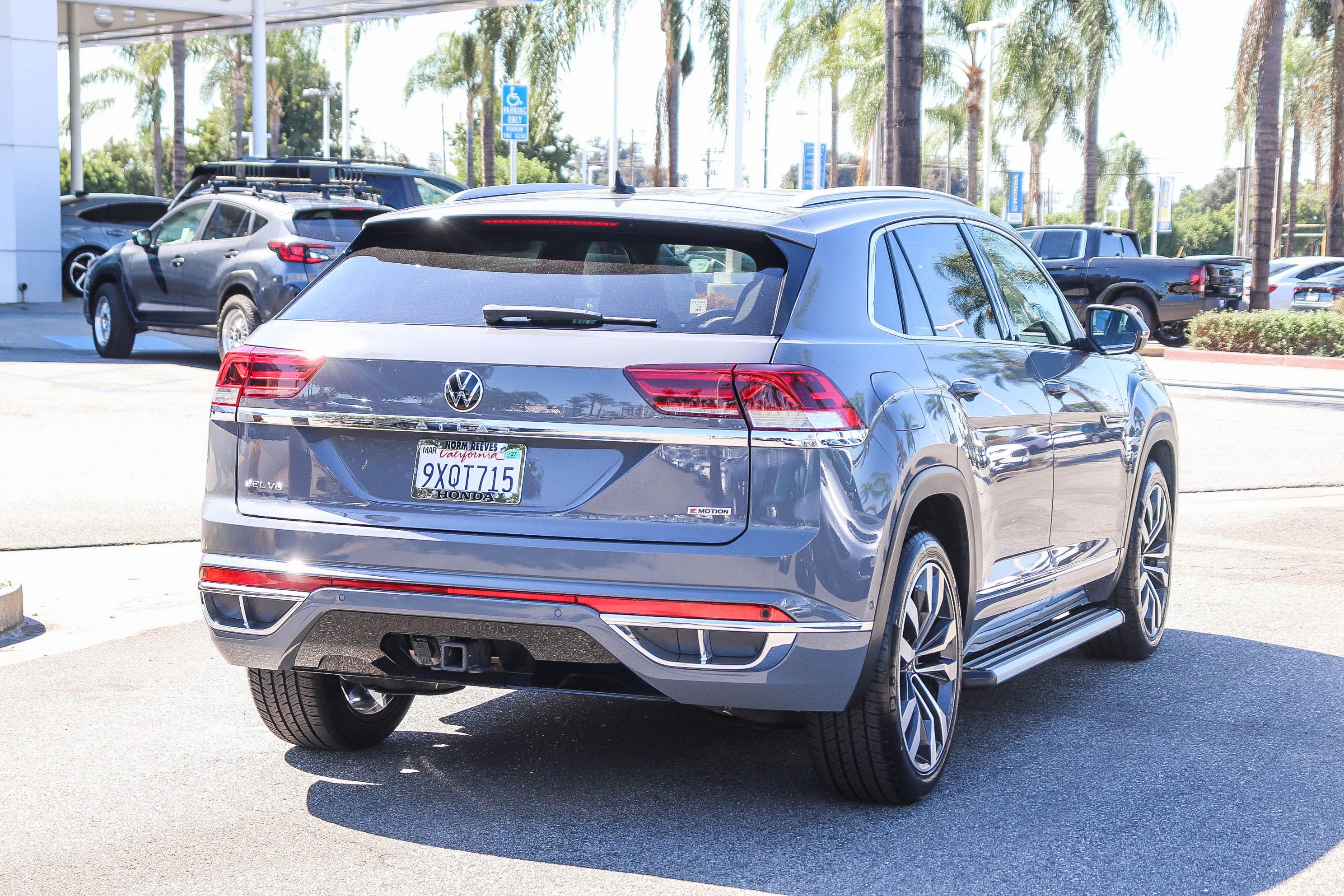 Used 2021 Volkswagen Atlas Cross Sport SEL Premium R-Line AWD/4WD image 11