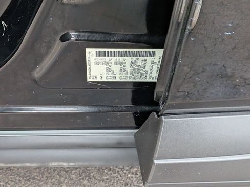 Used 2023 Nissan Rogue SV image 23