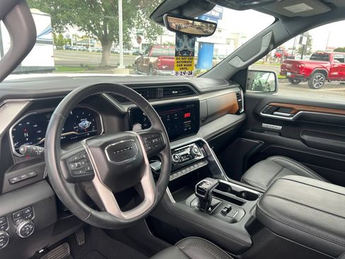 Used 2023 GMC Sierra 1500 Denali w/ Denali Reserve Package AWD/4WD image 36