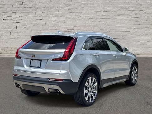 Used 2019 Cadillac XT4 Premium Luxury w/ Technology Package FWD image 5