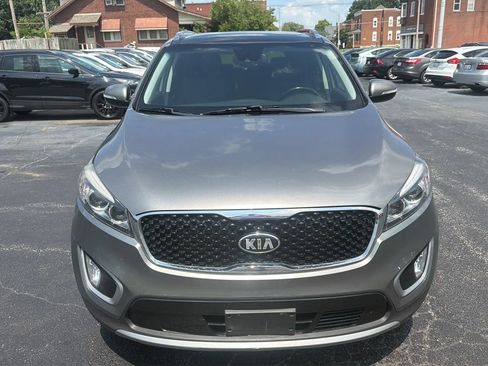 Used 2018 Kia Sorento EX w/ EX Advanced Touring Package AWD/4WD image 2