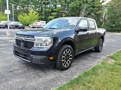 Used 2023 Ford Maverick Lariat w/ Lariat Luxury Package AWD/4WD image 4